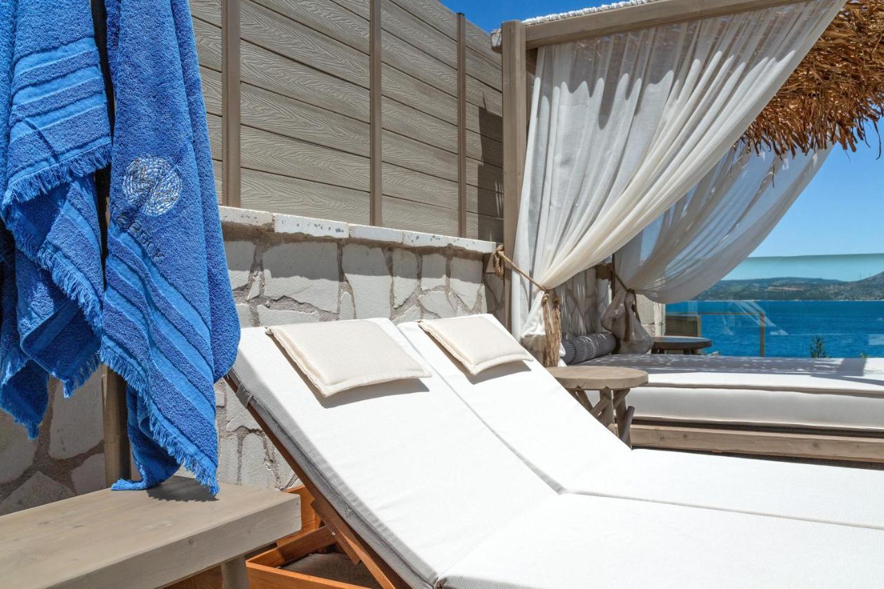 White Rock Villas ニキアナ エクステリア 写真
